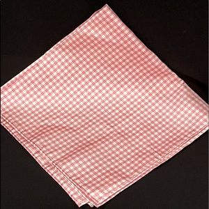 Men’s silk pocket square